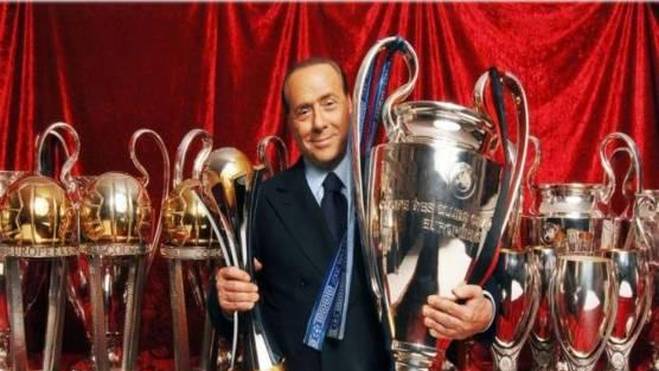  AC米兰重启贝卢斯科尼纪念计划 雕像选址引争议  